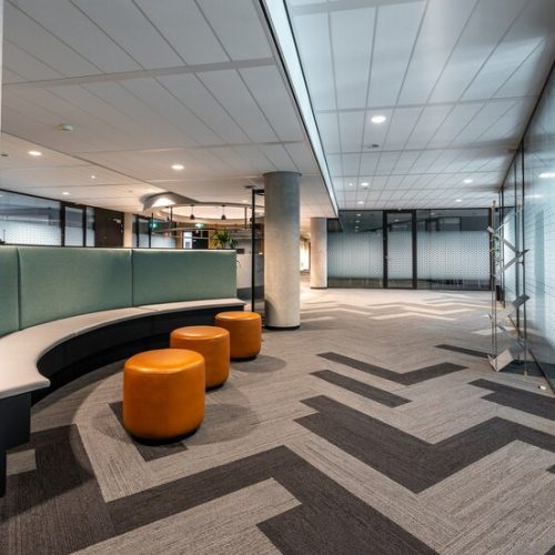 beautiful-shot-modern-style-open-space-office-interior_181624-19369